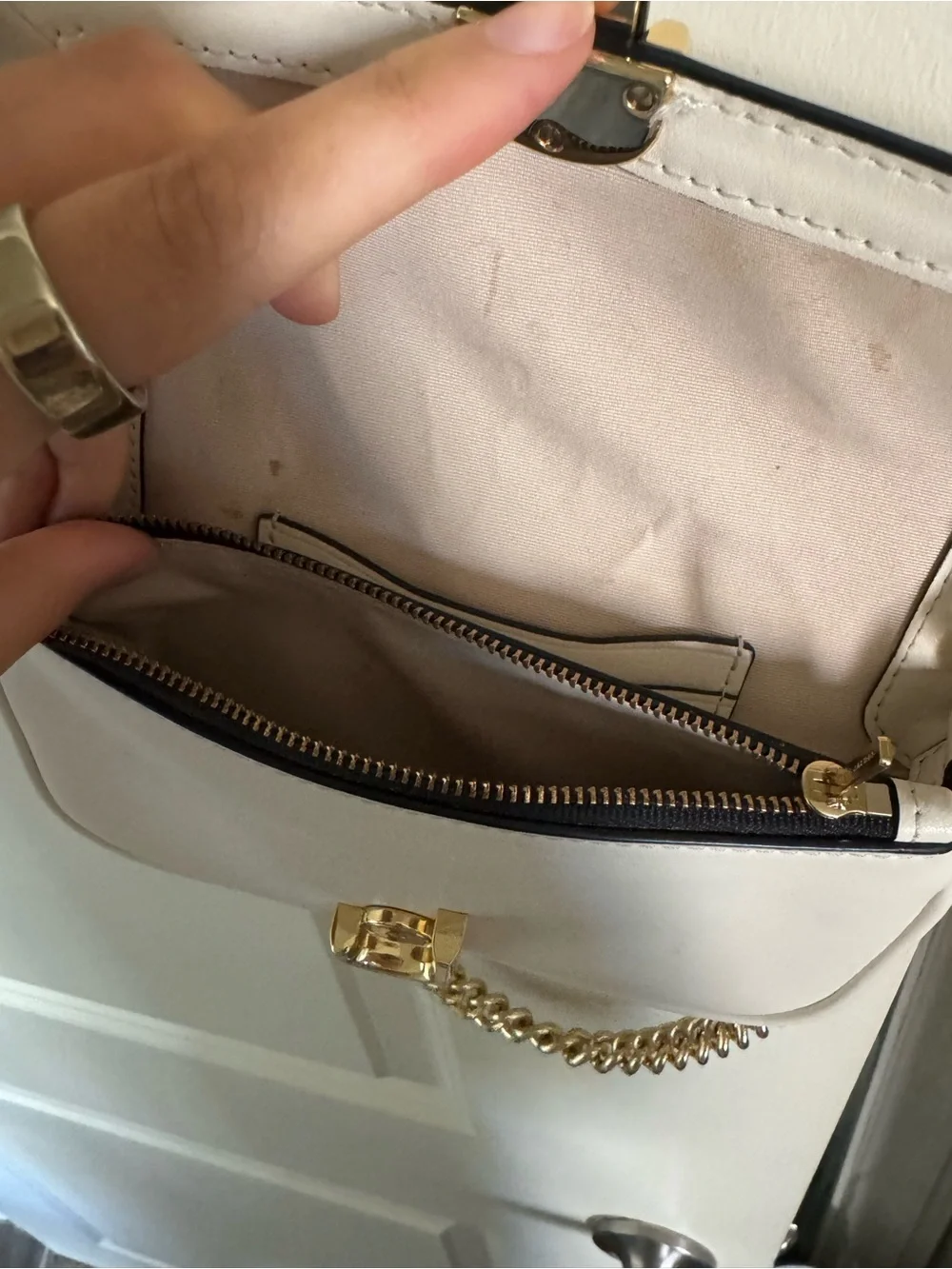 Marc Jacobs The J Cream Leather Crossbody with Gold Chain Accent
